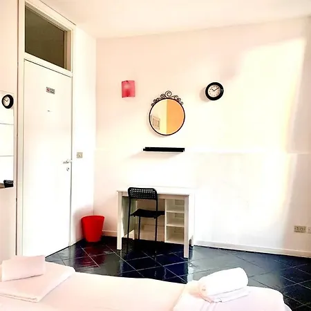 شقة Apartament Paradise 1 *